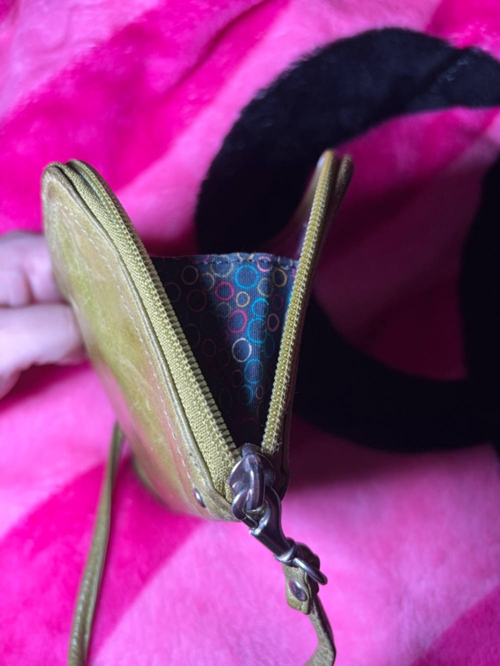 Vintage Fossil Genuine Leather Wristlet - Picture 7 of 9